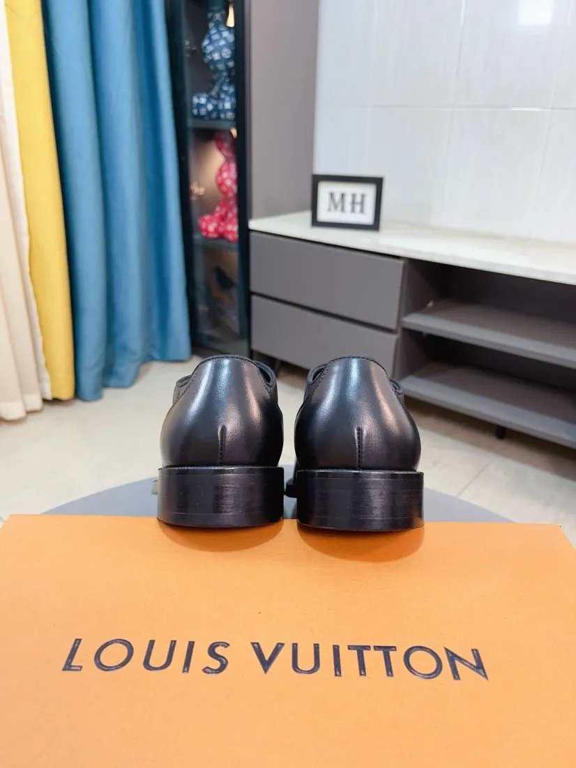 Men's shoes 💰540🌹🌹 [LV] Louis Vuitton's popular casual leather shoes 🎖Fashionable and elegant 🎖🎖Material: Original imported cowhide open edge beads, washed cowhide leather lining, original molded rubber outsole, high-end and classy, ​​elegant quality, instantly transforming into a handsome man ❤❤Standard\nNumber of sizes: 39-44, 38 45 46 customized